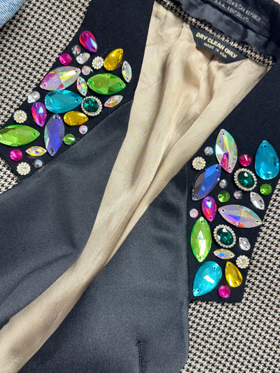 Thrift & Flip: Create Clothes That Feel Like You