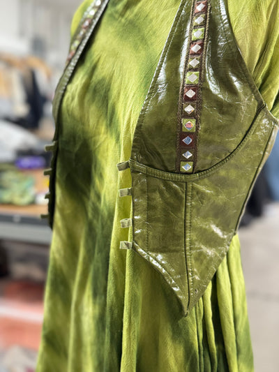 Thrift & Flip: Create Clothes That Feel Like You