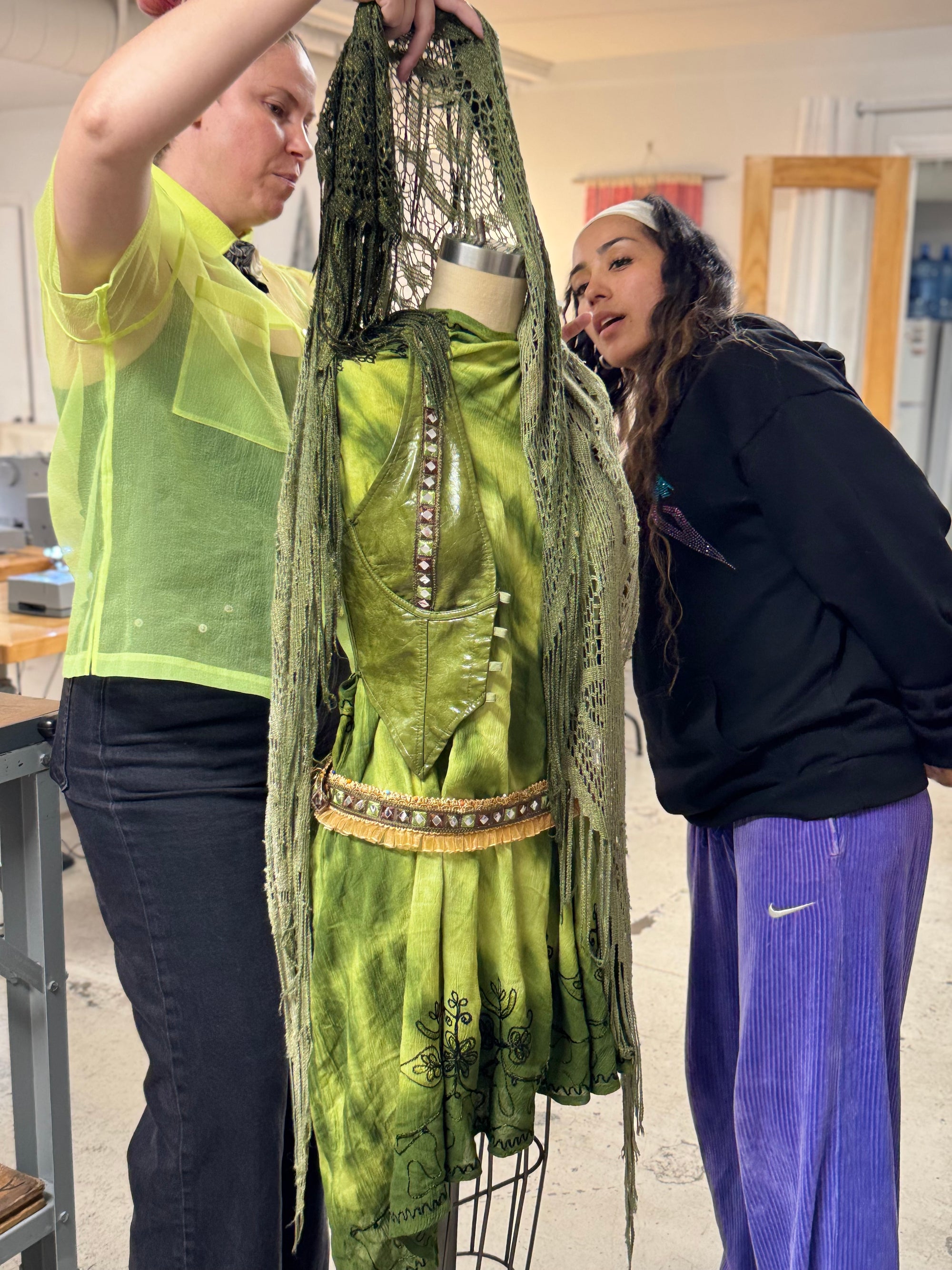 Thrift & Flip: Create Clothes That Feel Like You