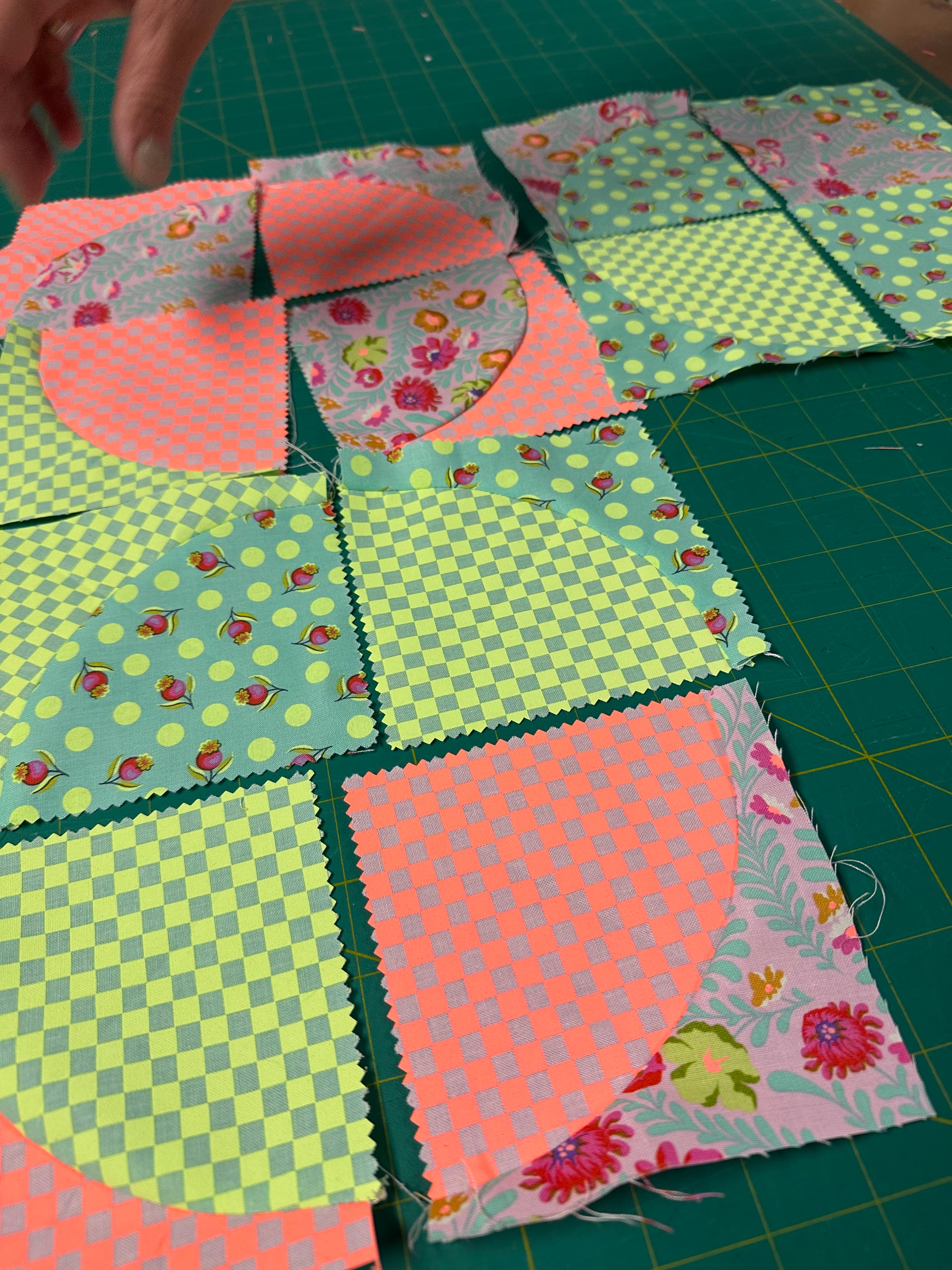 All the Curves: Quilting Workshop using Templates