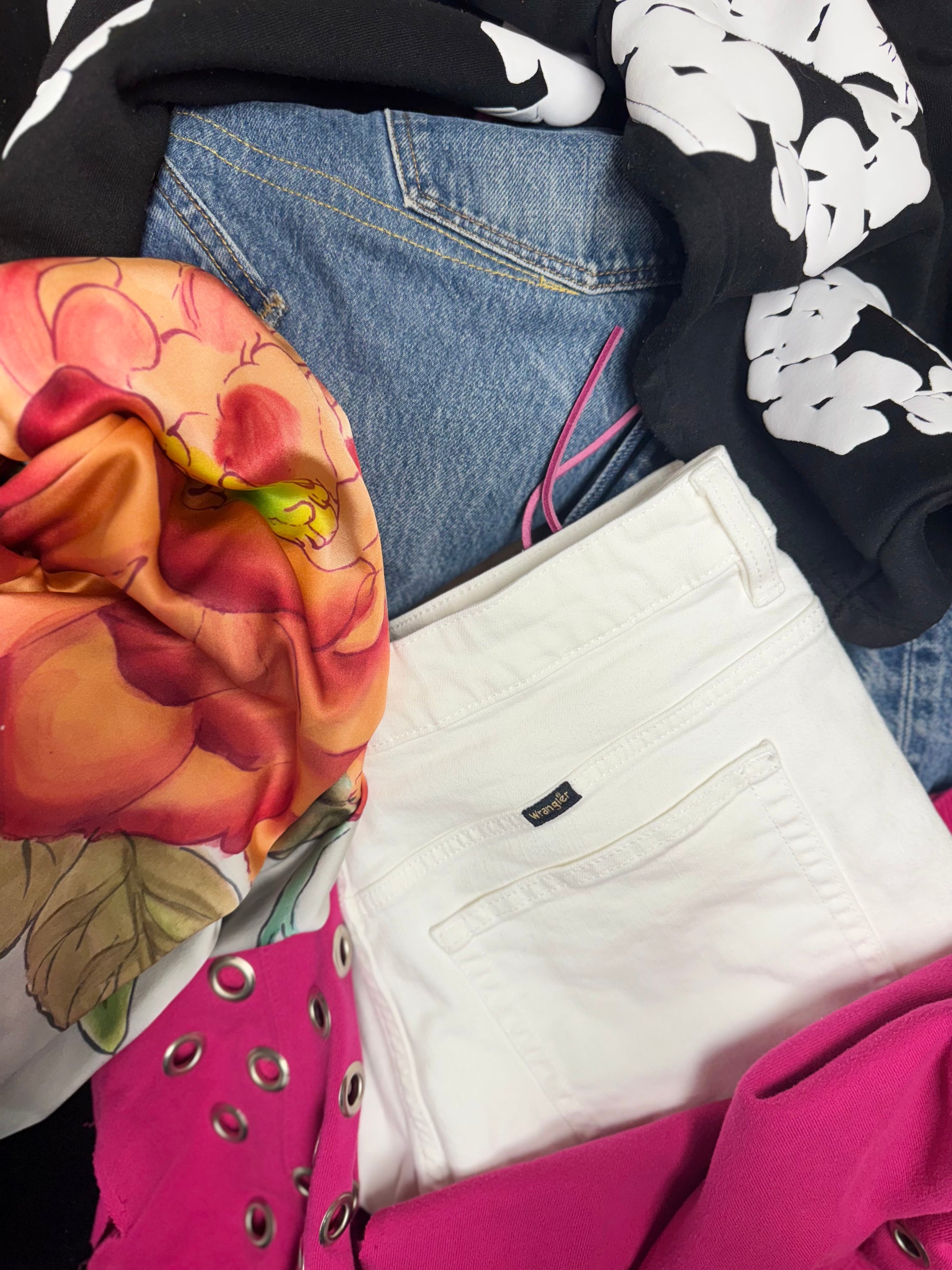 Thrift & Flip: Create Clothes That Feel Like You