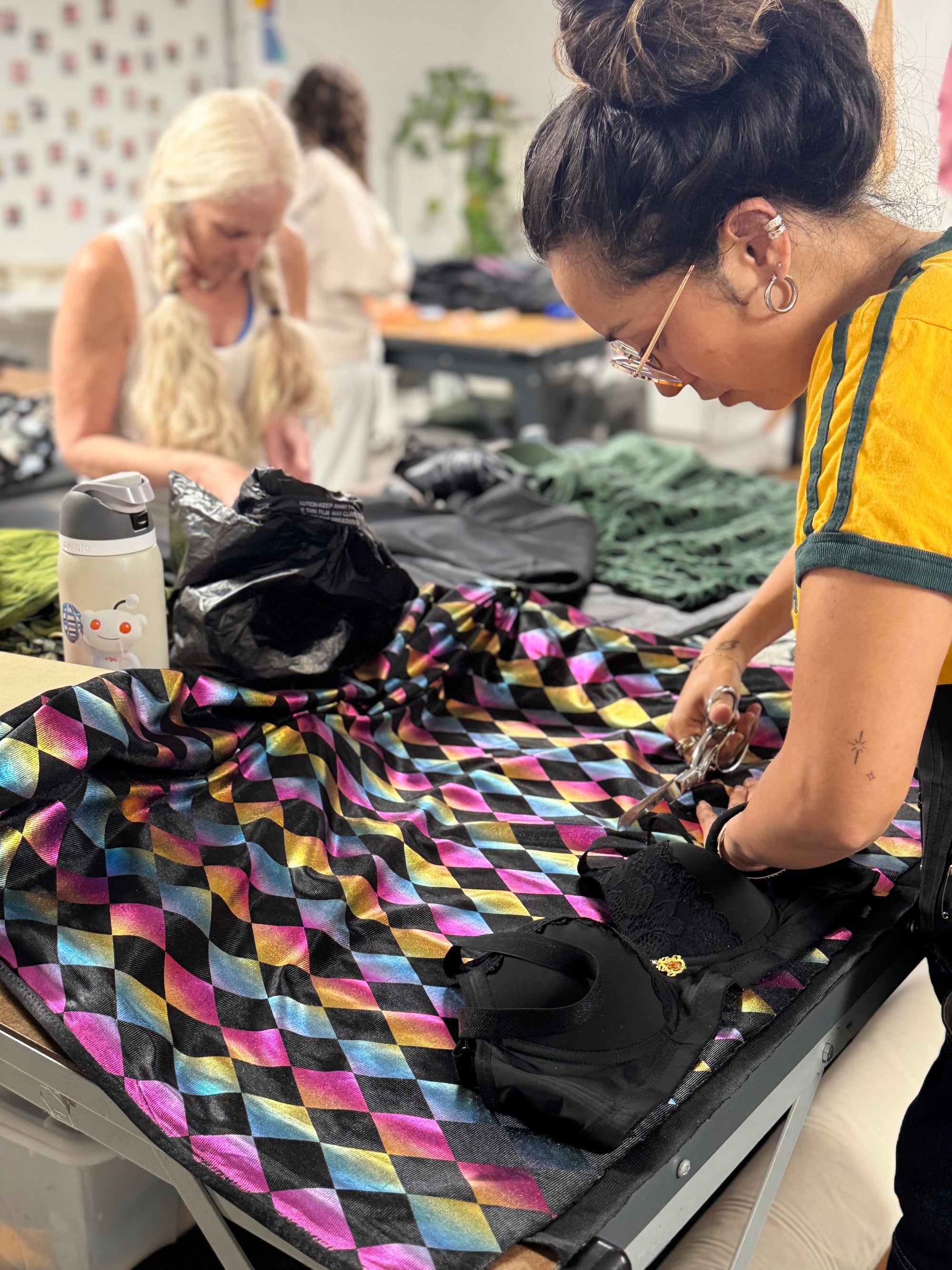 Thrift & Flip: Create Clothes That Feel Like You